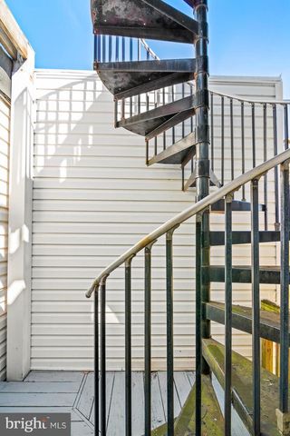 21 E FORT AVE E, Baltimore, MD 21230