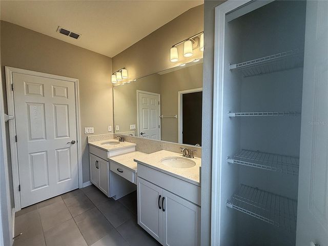 2453 STAPLEFORD PLACE, Wesley Chapel, FL 33543