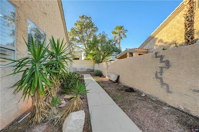 3205 Sterlingshire Drive, Las Vegas, NV 89146