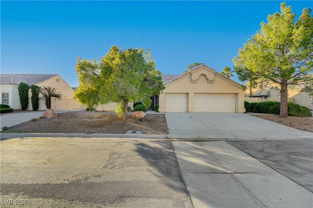 3205 Sterlingshire Drive, Las Vegas, NV 89146