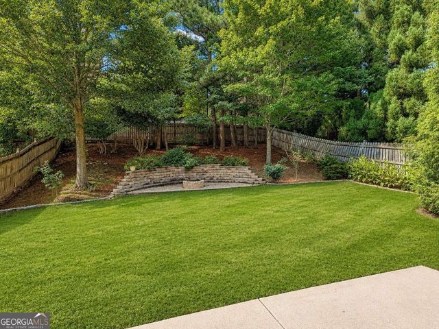 514 Glenmanor Court, Atlanta, GA 30328