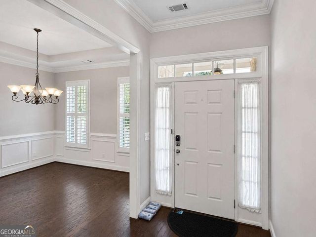 514 Glenmanor Court, Atlanta, GA 30328