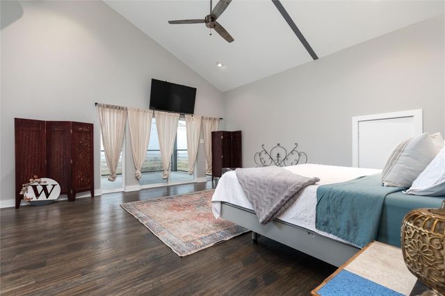 7244 N Hickory Road, Krum, TX 76249