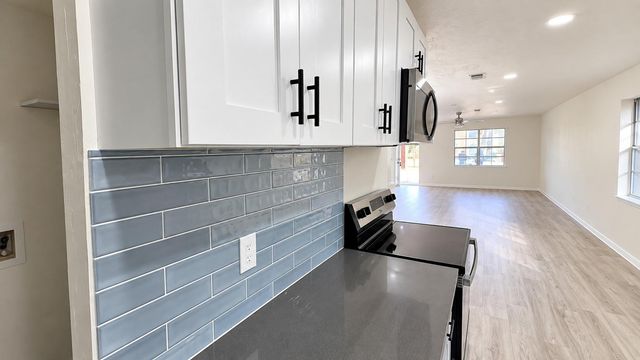 829 Canfield Street, Liberty, TX 77575