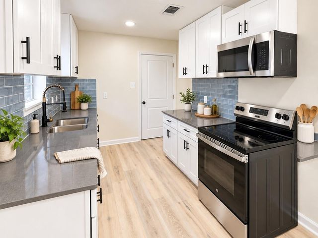 829 Canfield Street, Liberty, TX 77575