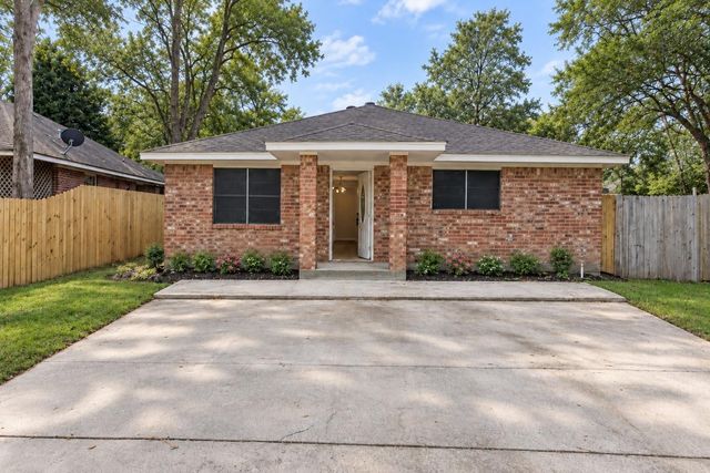 829 Canfield Street, Liberty, TX 77575
