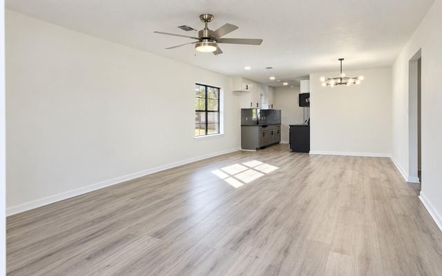 829 Canfield Street, Liberty, TX 77575