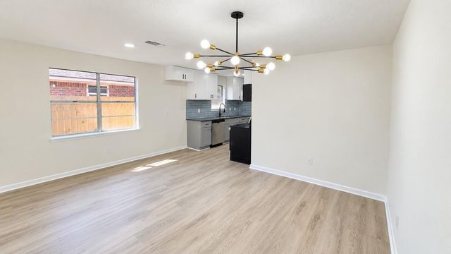 829 Canfield Street, Liberty, TX 77575