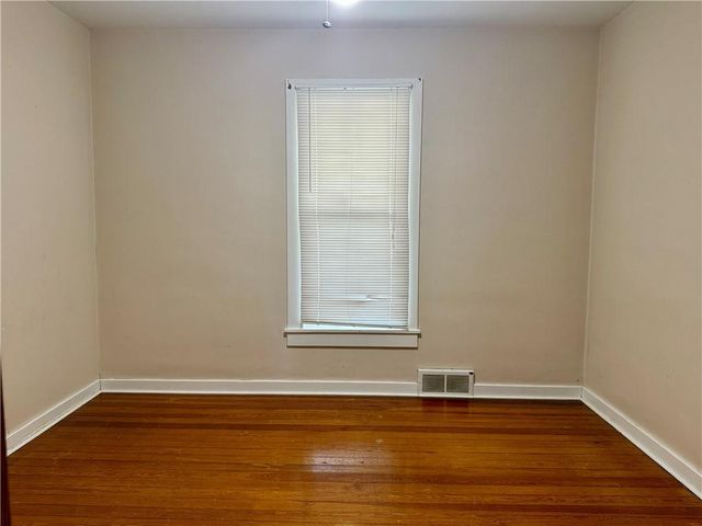 423 Yuba Street, Burlington, KS 66839