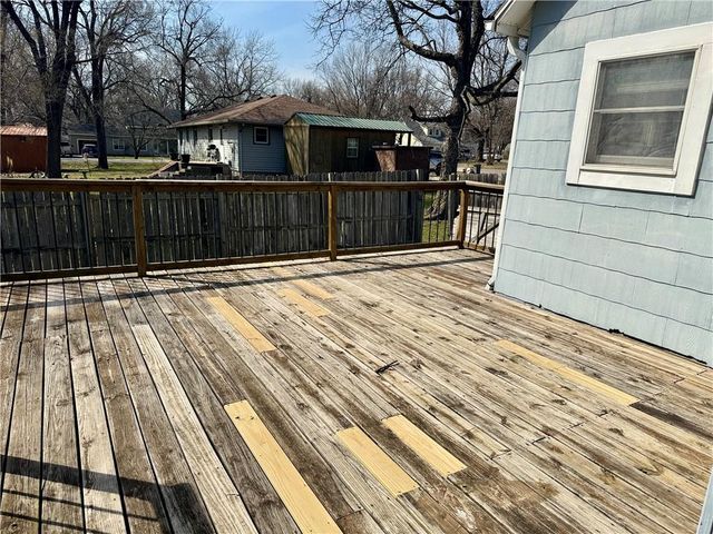 423 Yuba Street, Burlington, KS 66839