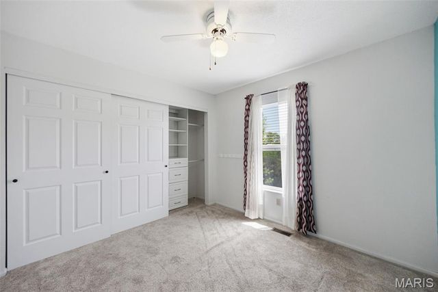 2650 Greenway, High Ridge, MO 63049