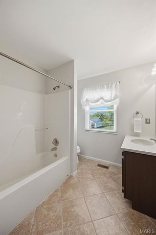 2650 Greenway, High Ridge, MO 63049