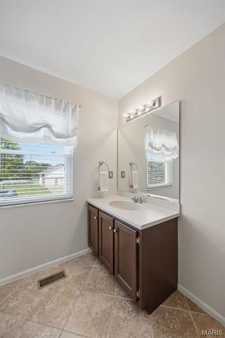 2650 Greenway, High Ridge, MO 63049