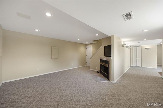 2650 Greenway, High Ridge, MO 63049