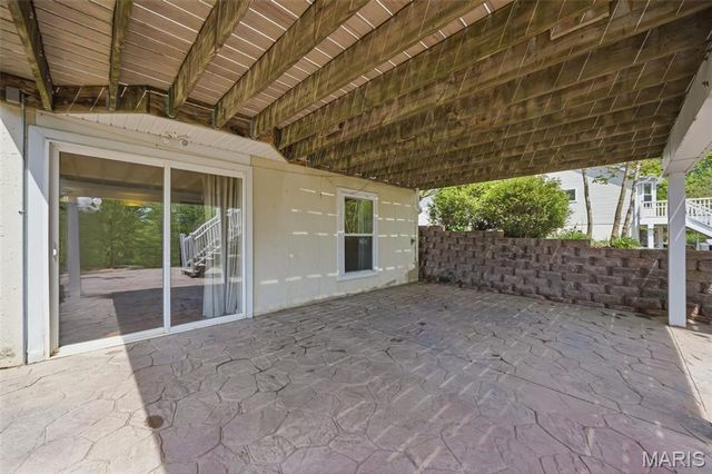 2650 Greenway, High Ridge, MO 63049