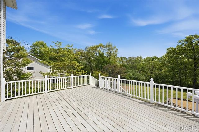 2650 Greenway, High Ridge, MO 63049