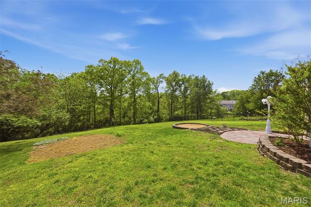 2650 Greenway, High Ridge, MO 63049