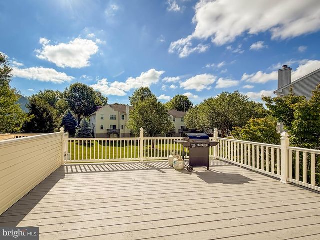145 LIBERTY DR, Langhorne, PA 19047
