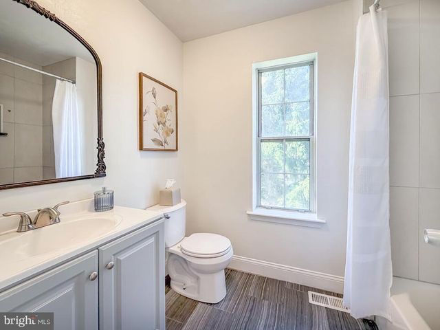 145 LIBERTY DR, Langhorne, PA 19047