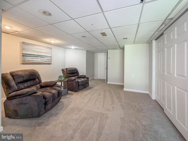 145 LIBERTY DR, Langhorne, PA 19047