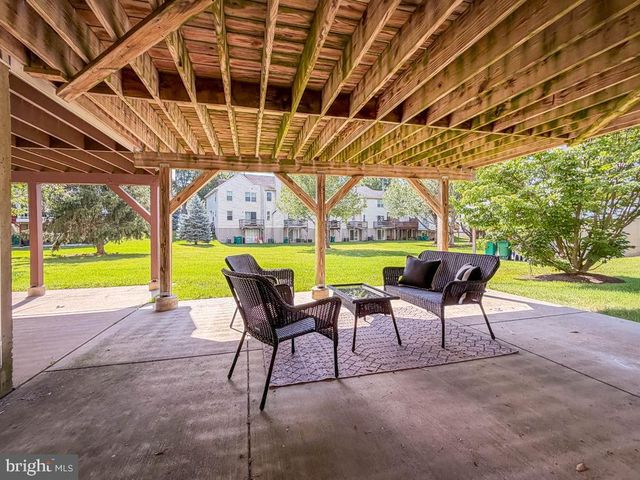 145 LIBERTY DR, Langhorne, PA 19047