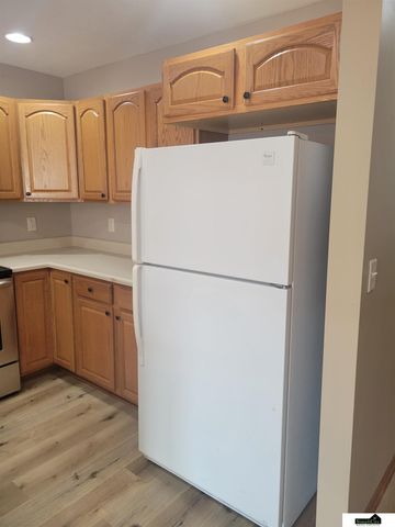7251 Dorchester Court, Lincoln, NE 68521