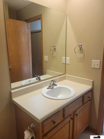 7251 Dorchester Court, Lincoln, NE 68521