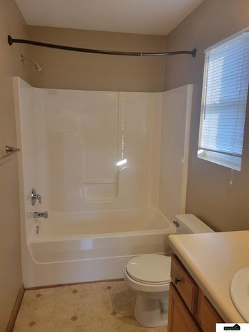 7251 Dorchester Court, Lincoln, NE 68521