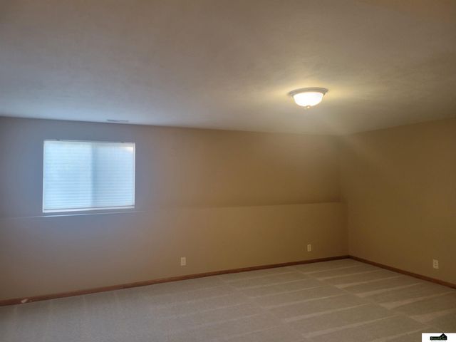 7251 Dorchester Court, Lincoln, NE 68521