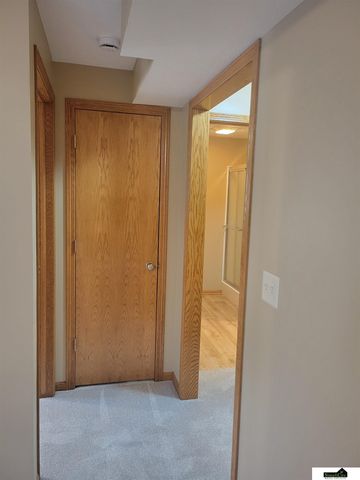7251 Dorchester Court, Lincoln, NE 68521