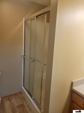 7251 Dorchester Court, Lincoln, NE 68521