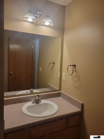 7251 Dorchester Court, Lincoln, NE 68521