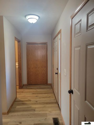 7251 Dorchester Court, Lincoln, NE 68521