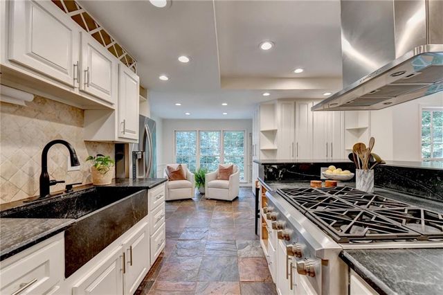 585 Cambridge Way, Sandy Springs, GA 30328