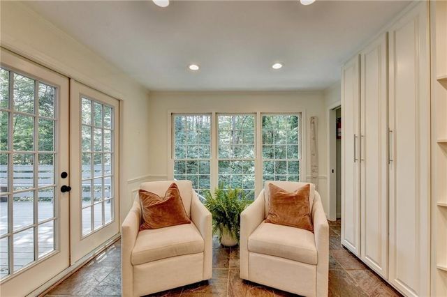 585 Cambridge Way, Sandy Springs, GA 30328