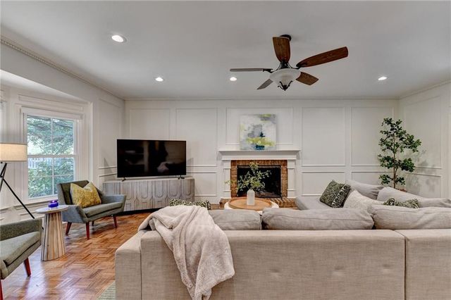 585 Cambridge Way, Sandy Springs, GA 30328