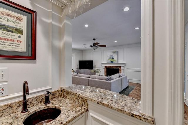 585 Cambridge Way, Sandy Springs, GA 30328