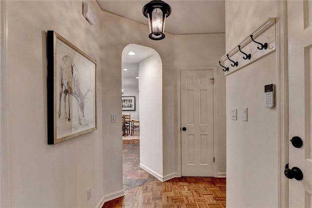585 Cambridge Way, Sandy Springs, GA 30328