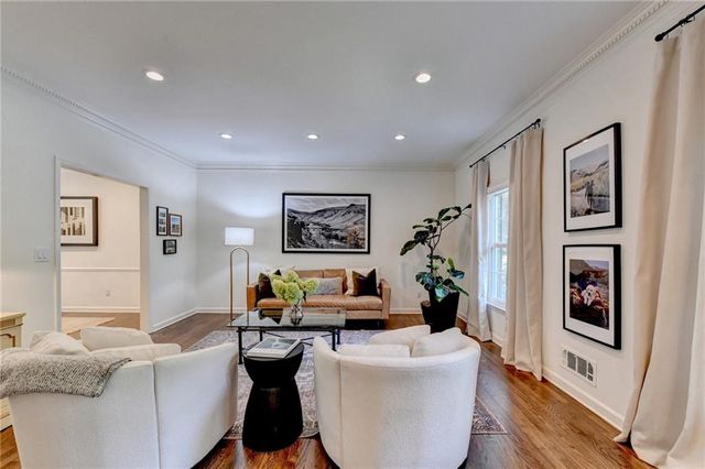585 Cambridge Way, Sandy Springs, GA 30328