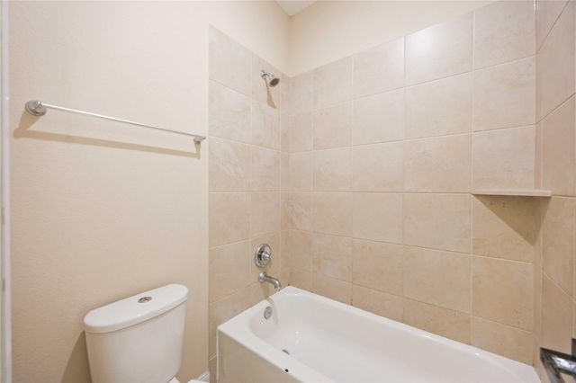 13721 Northline Lake Drive, Houston, TX 77044