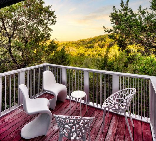 2803 Manitou DR, Austin, TX 78734