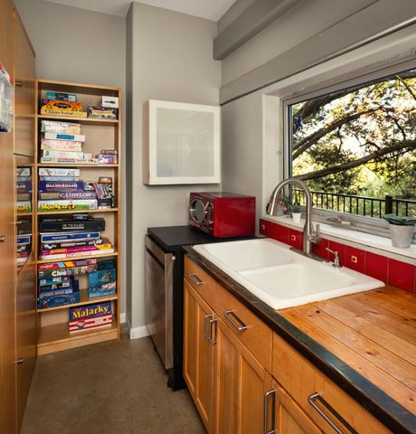 2803 Manitou DR, Austin, TX 78734
