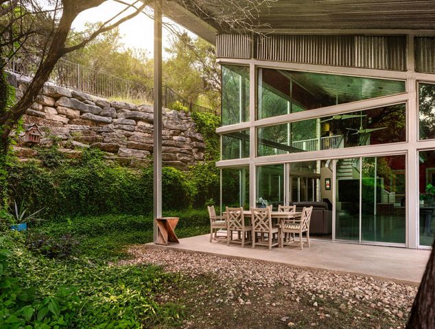 2803 Manitou DR, Austin, TX 78734