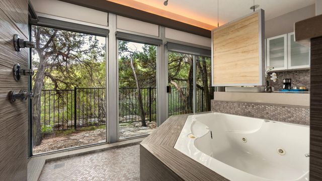2803 Manitou DR, Austin, TX 78734