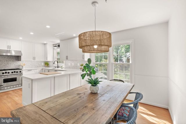 8331 WICKHAM RD, Springfield, VA 22152