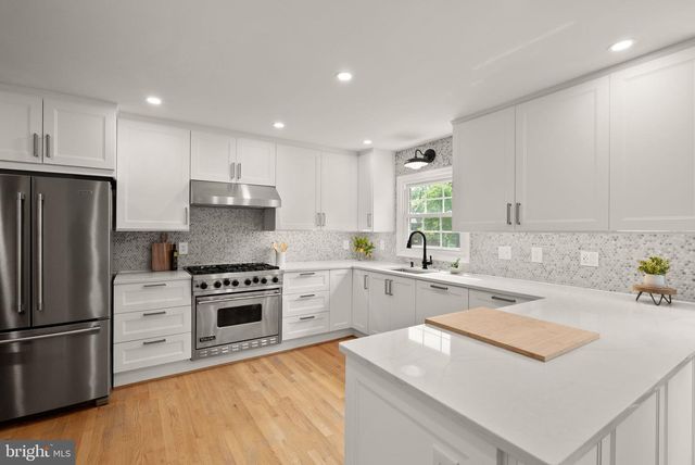 8331 WICKHAM RD, Springfield, VA 22152