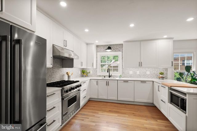 8331 WICKHAM RD, Springfield, VA 22152