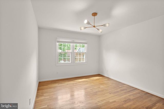 8331 WICKHAM RD, Springfield, VA 22152