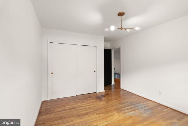 8331 WICKHAM RD, Springfield, VA 22152