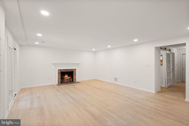 8331 WICKHAM RD, Springfield, VA 22152